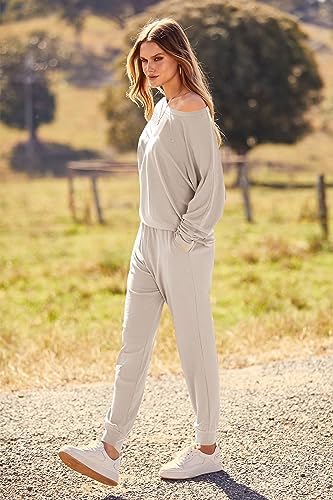 PRETTYGARDEN Women's Fashion Outfits 2 Piece Sweatsuit Solid Color Long Sleeve Pullover Long Pants - Image 4